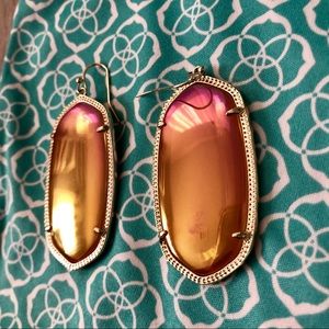 🔸RARE🔸 Kendra Scott Danielle Iridescent Peach🍑